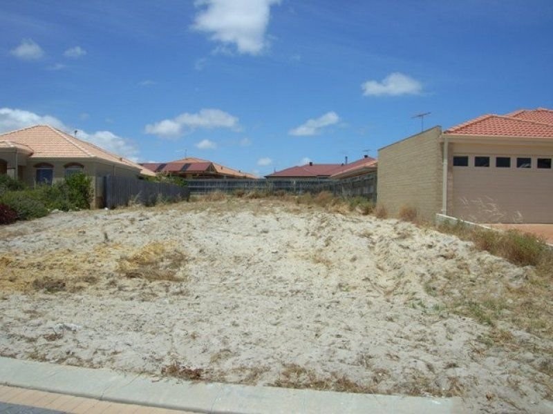 4 Nottingham Green, Quinns Rocks WA 6030