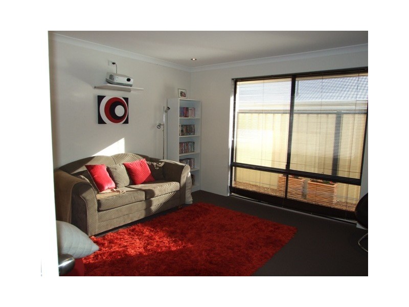 31  Lakewood Terrace, Clarkson WA 6030