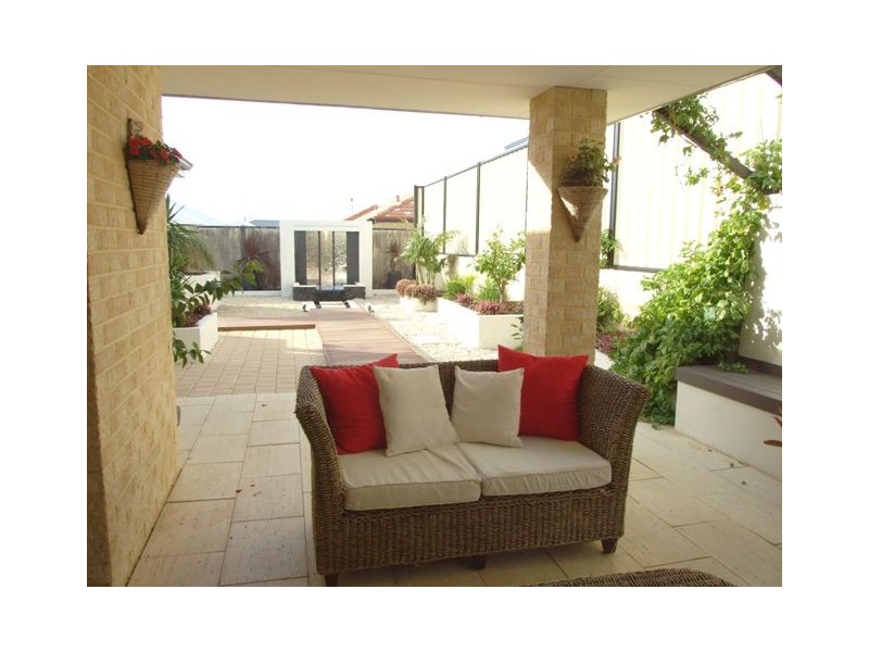 31  Lakewood Terrace, Clarkson WA 6030