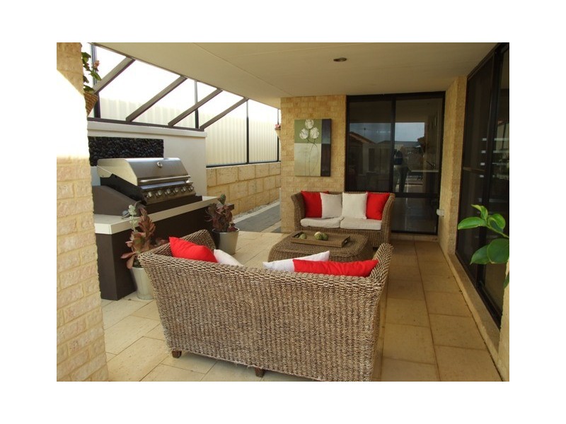 31  Lakewood Terrace, Clarkson WA 6030