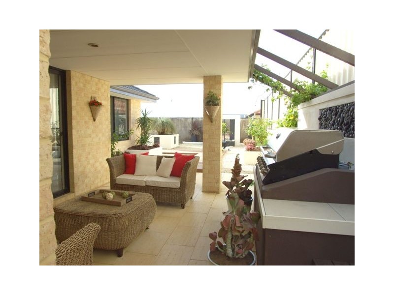 31  Lakewood Terrace, Clarkson WA 6030