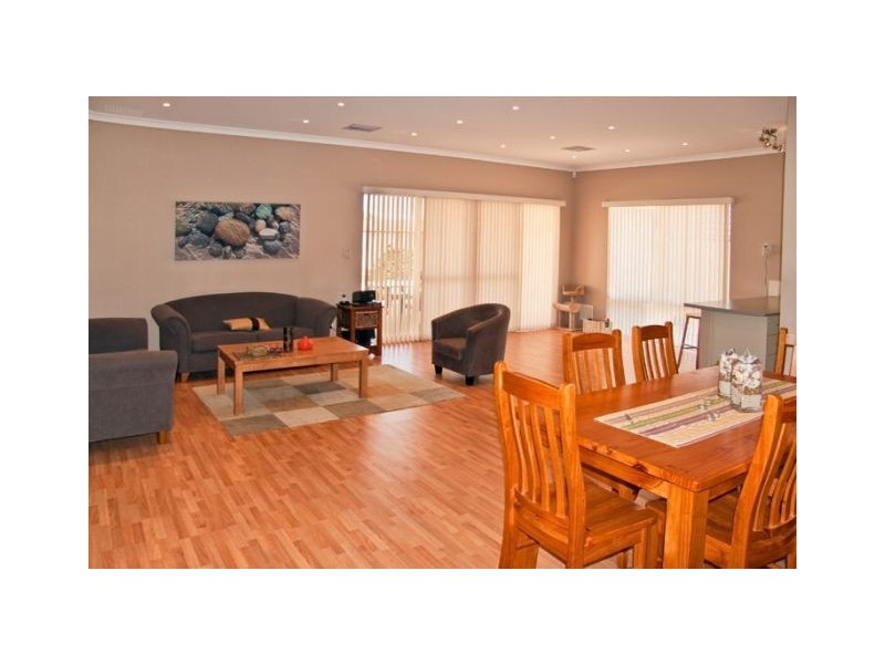 10  Trinity Way, Clarkson WA 6030