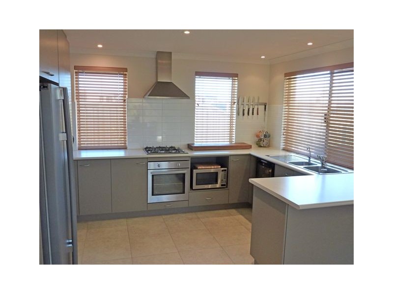 48 Masthead Close, Jindalee WA 6036