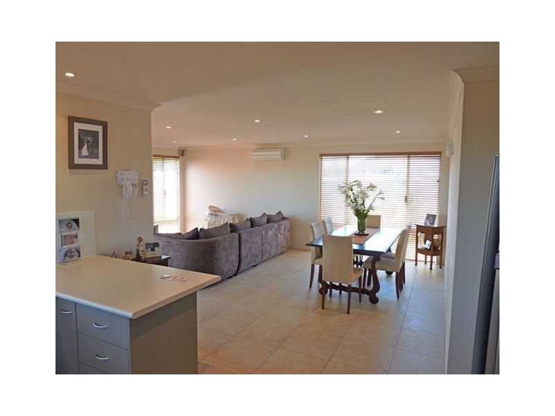 48 Masthead Close, Jindalee WA 6036