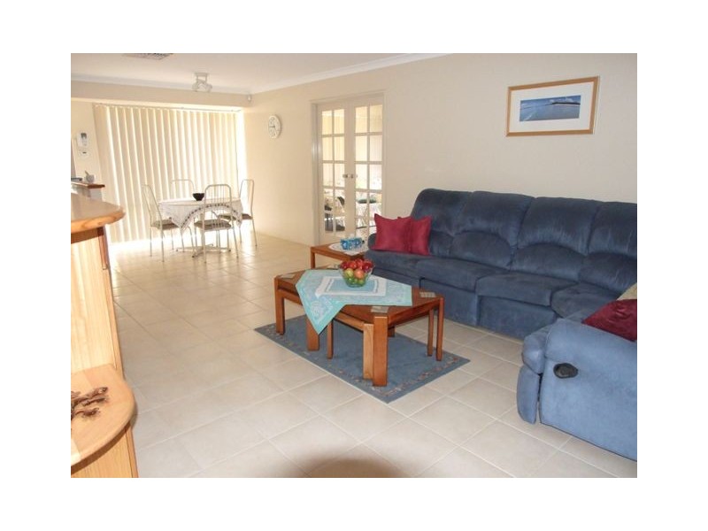 4  Stonegate Street, Butler WA 6036