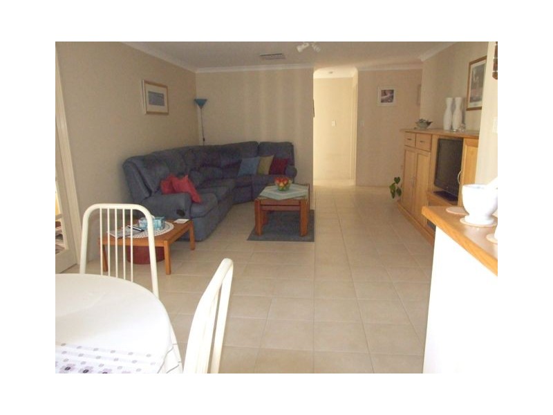 4  Stonegate Street, Butler WA 6036