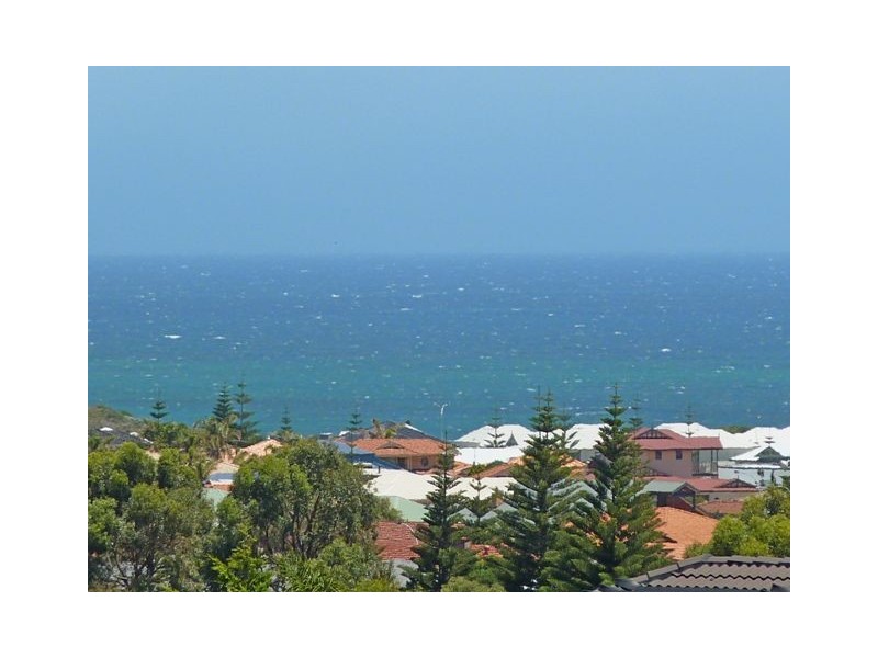 30 Rochester Drive, Mindarie WA 6030