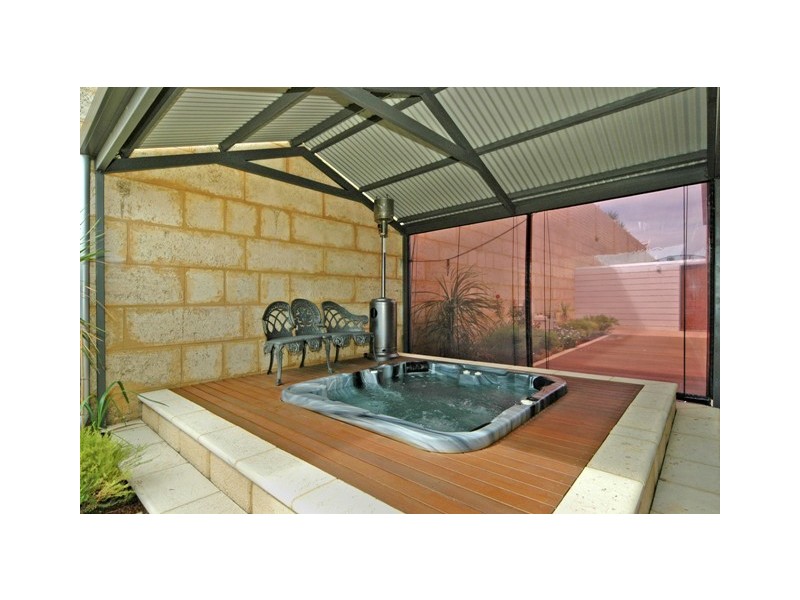 31  Mariners View, Mindarie WA 6030