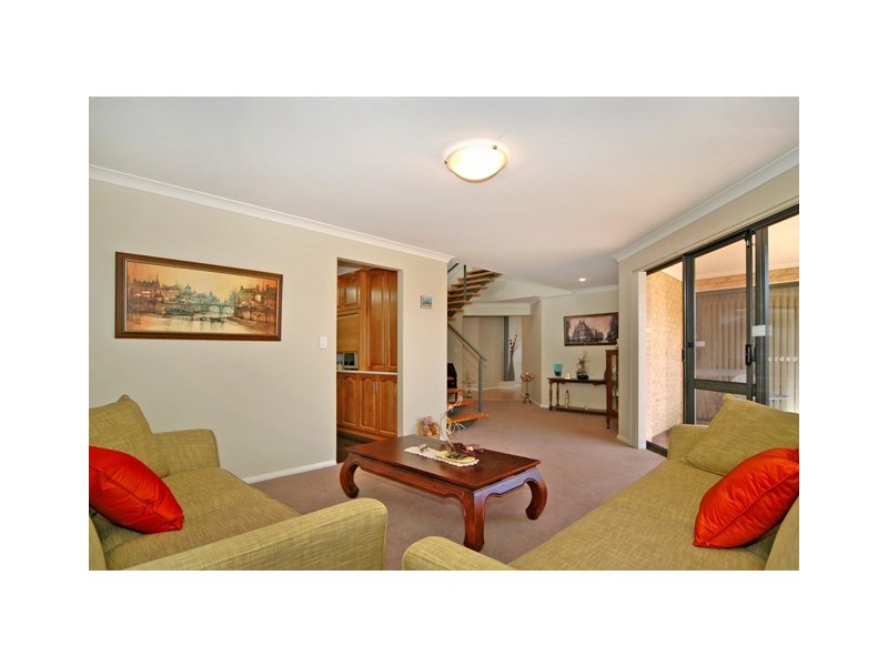 31  Mariners View, Mindarie WA 6030