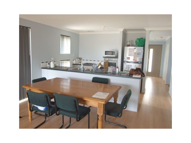 12 Finglas Meander, Butler WA 6036