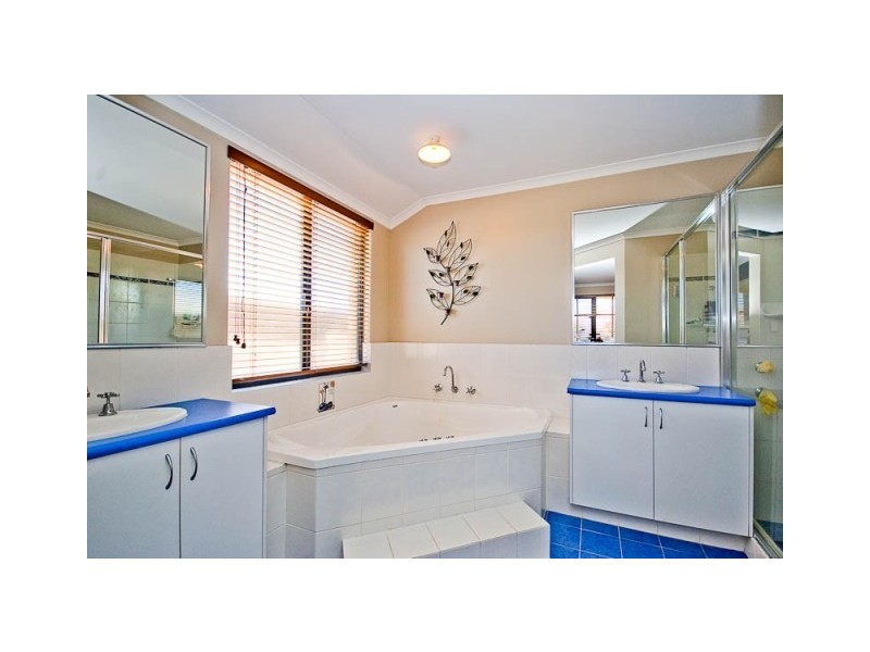 1 Chepstow Way, Butler WA 6036
