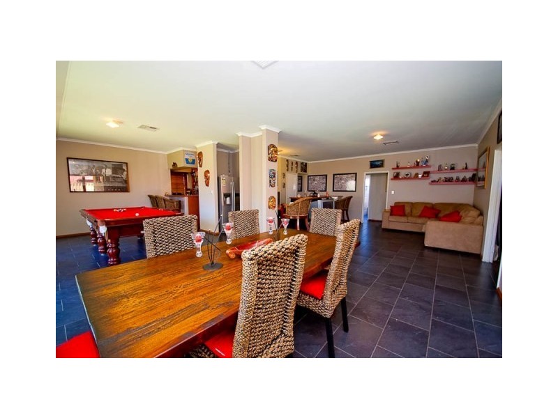 1 Chepstow Way, Butler WA 6036