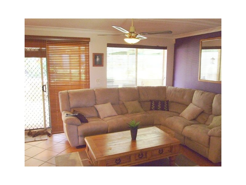 5 Tenby Close, Merriwa WA 6030