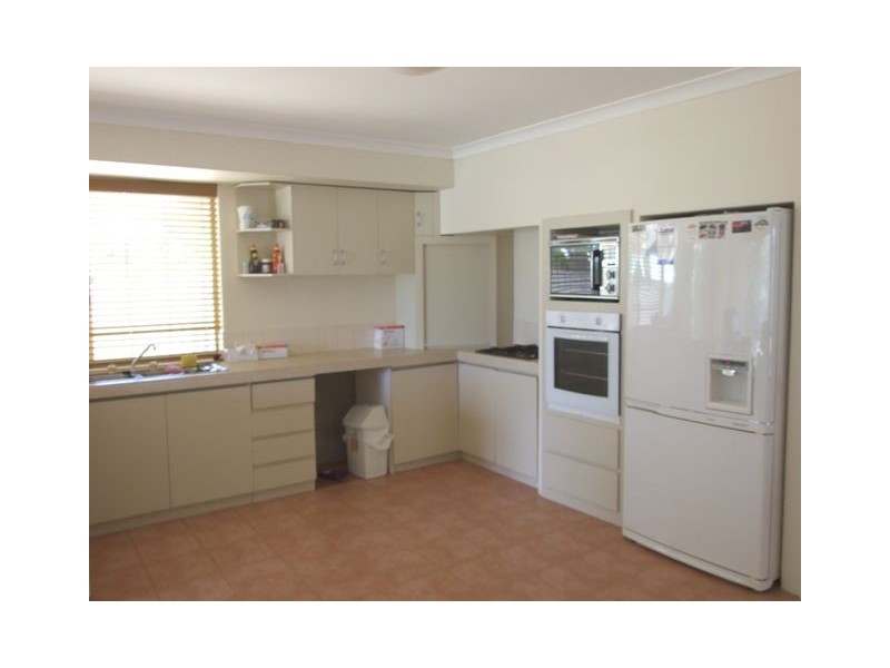 6 Lenswood Retreat, Clarkson WA 6030