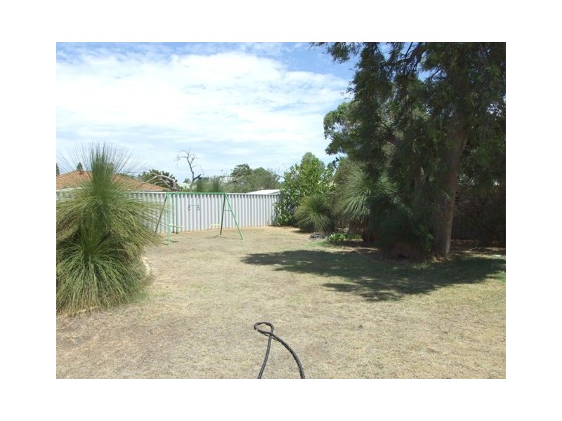 6 Lenswood Retreat, Clarkson WA 6030