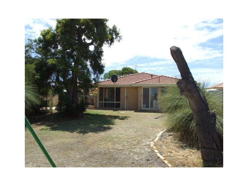 6 Lenswood Retreat, Clarkson WA 6030