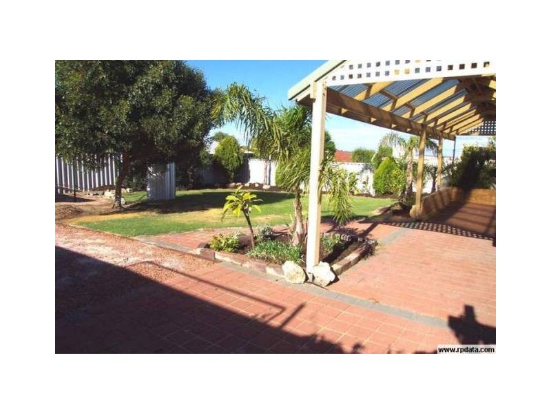 8 Heppell Gardens, Clarkson WA 6030