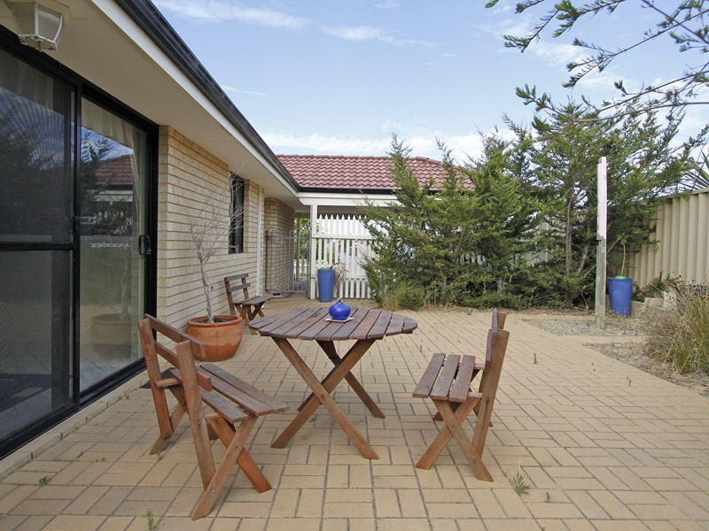 10  Coleford Gate, Butler WA 6036