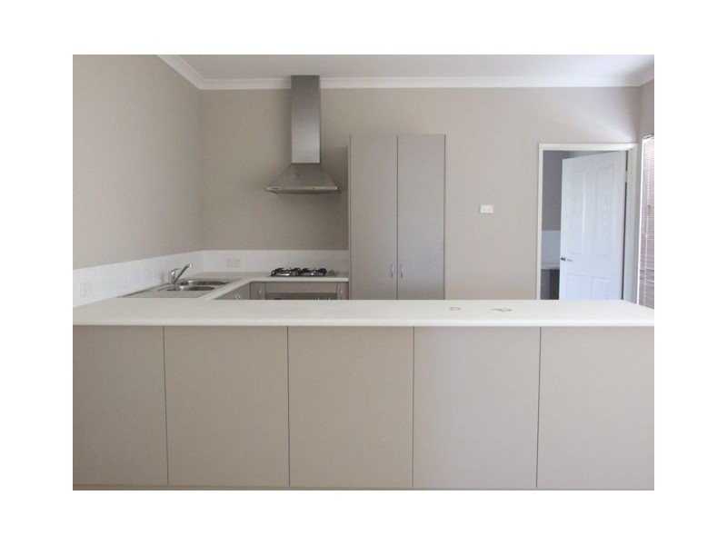 2/22 Beachwood Crescent, Butler WA 6036