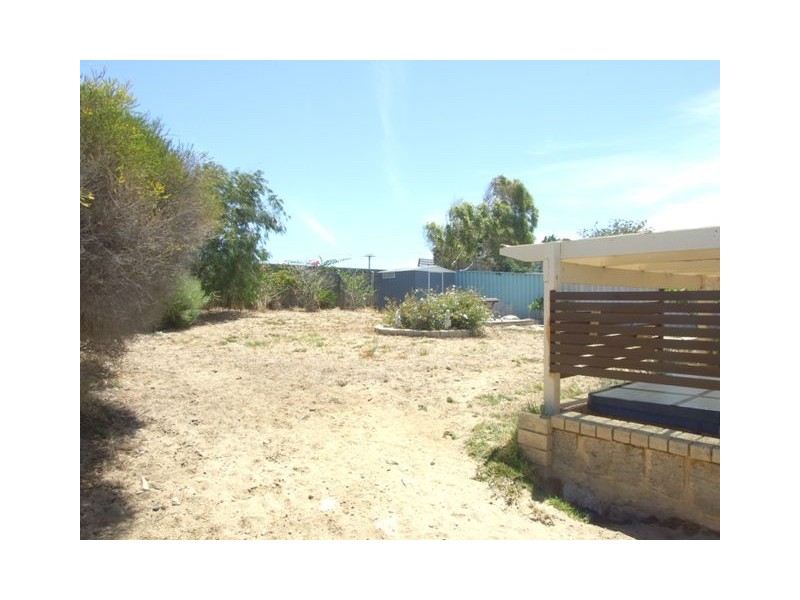 8 Burnett Drive, Clarkson WA 6030