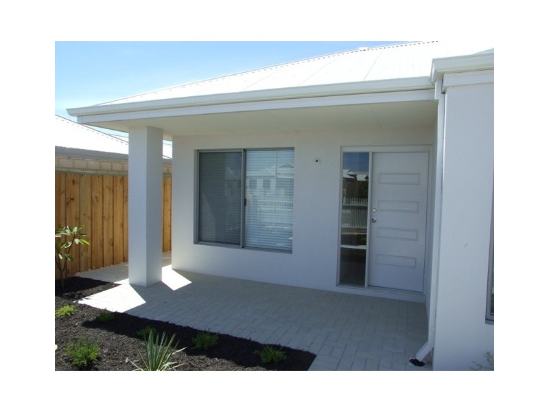 62 Seaside Avenue, Yanchep WA 6035