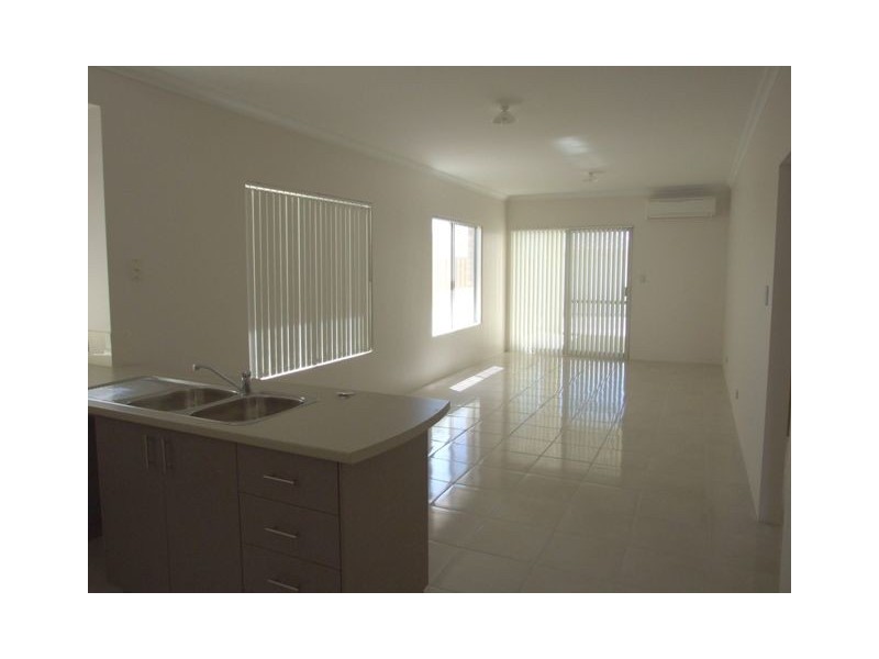 62 Seaside Avenue, Yanchep WA 6035