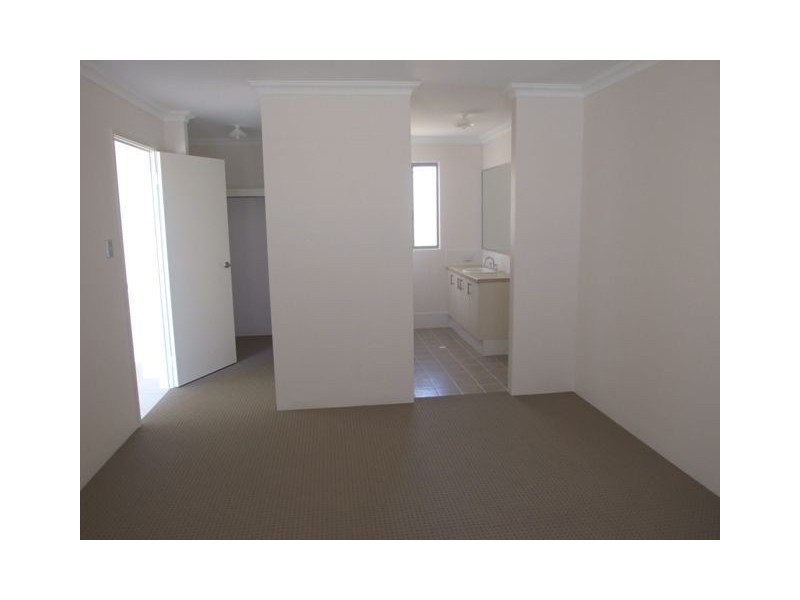 62 Seaside Avenue, Yanchep WA 6035