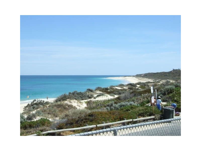 62 Seaside Avenue, Yanchep WA 6035