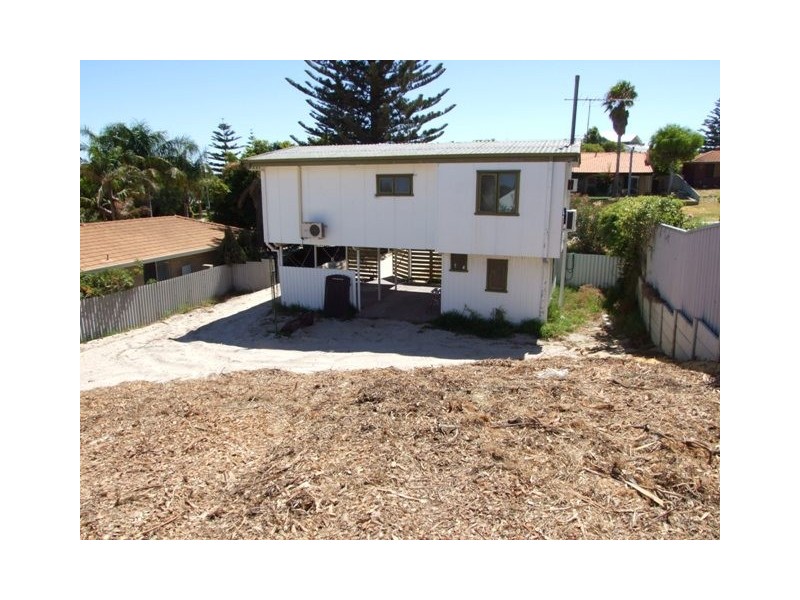 1/22  Iluka Avenue, Mullaloo WA 6027