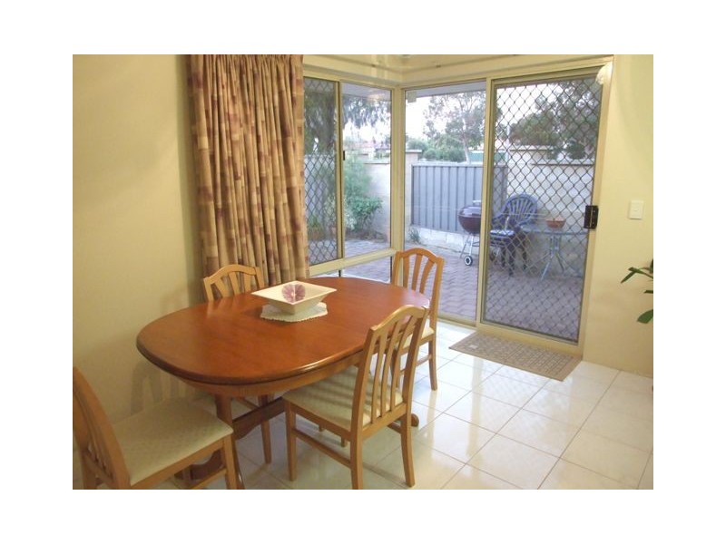 U8 / 4 Callander Avenue, Kinross WA 6028