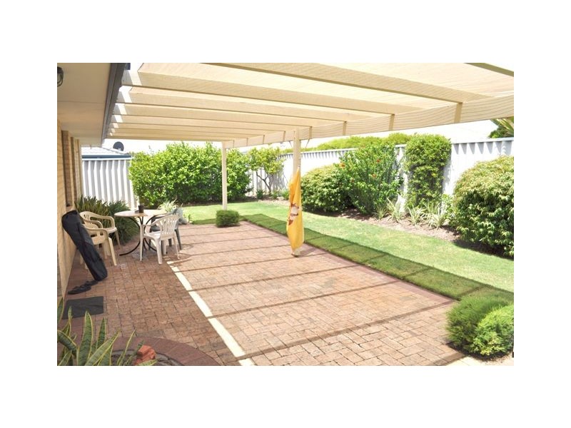 4 Foundation Loop, Quinns Rocks WA 6030