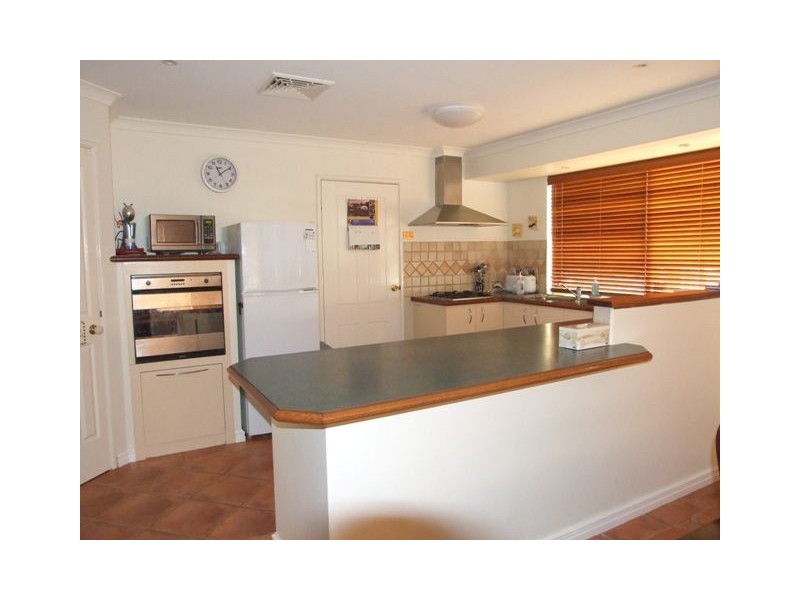 154 Kinross Drive, Kinross WA 6028