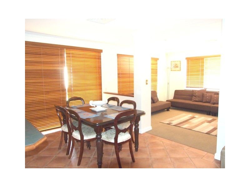 154 Kinross Drive, Kinross WA 6028