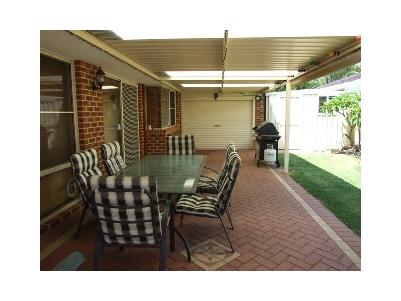 154 Kinross Drive, Kinross WA 6028