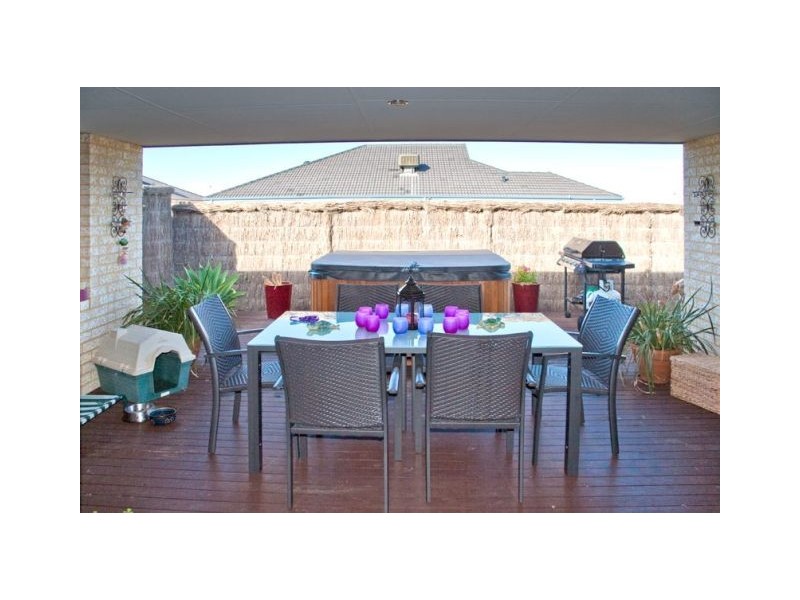 53  Tollesbury Avenue, Butler WA 6036