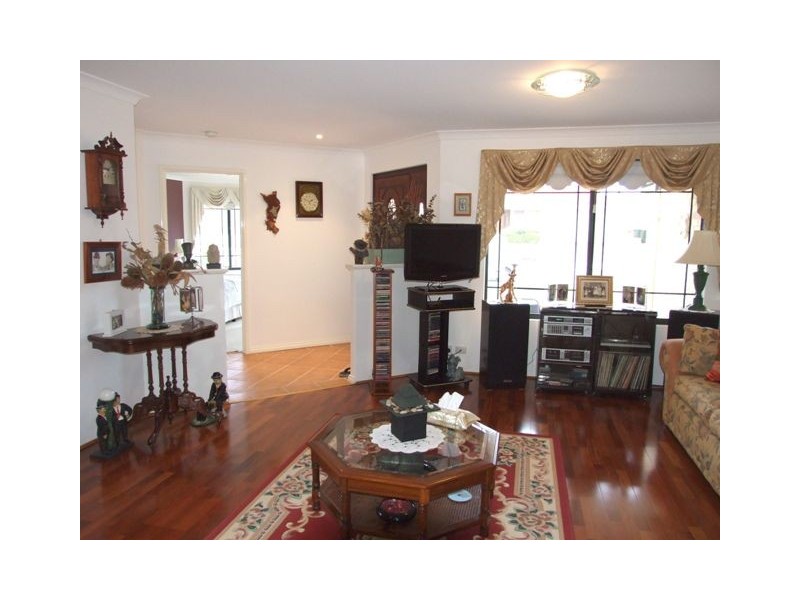 9 Horsley Green, Butler WA 6036