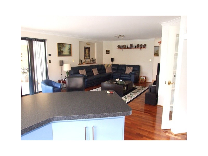 9 Horsley Green, Butler WA 6036