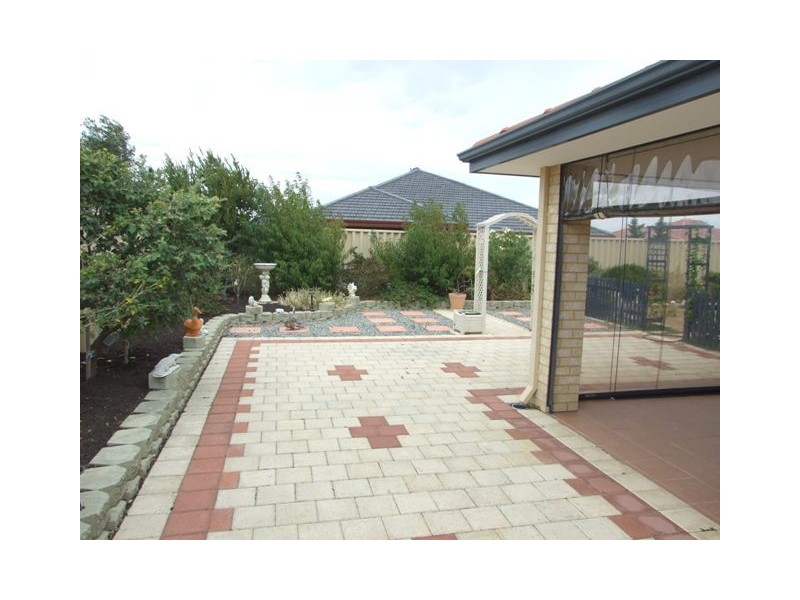 9 Horsley Green, Butler WA 6036