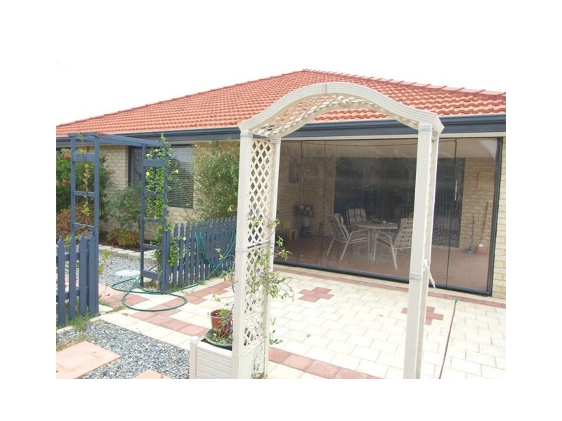 9 Horsley Green, Butler WA 6036