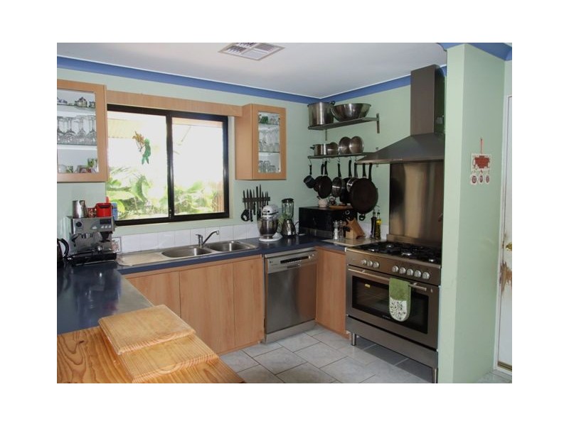 11 Theydon Grove, Two Rocks WA 6037