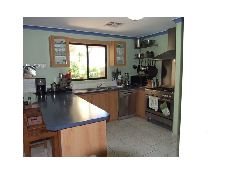 11 Theydon Grove, Two Rocks WA 6037