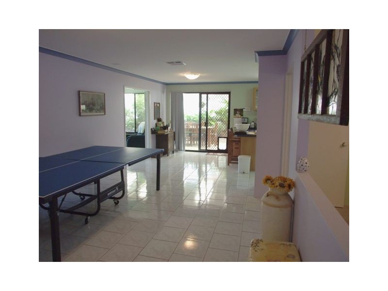 11 Theydon Grove, Two Rocks WA 6037