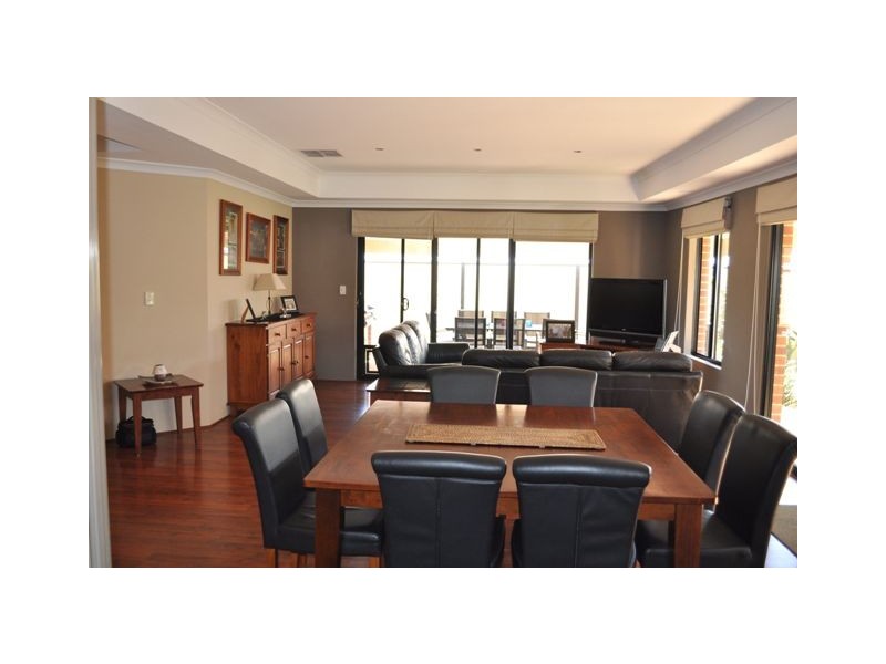 4 Maroubra Way, Clarkson WA 6030