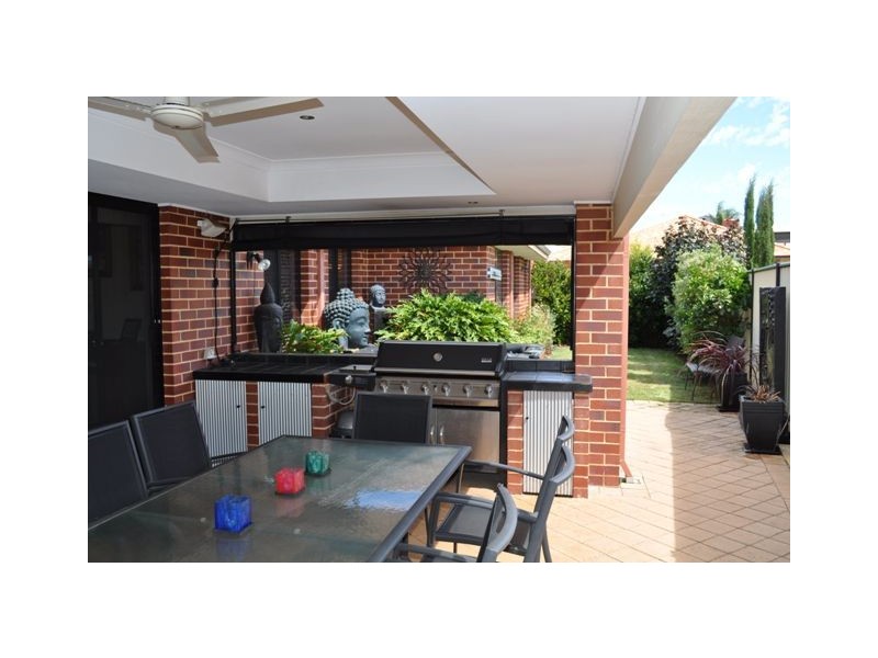 4 Maroubra Way, Clarkson WA 6030