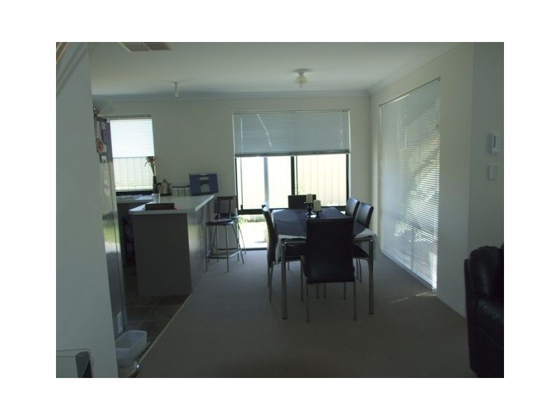 17 Lakewood Terrace, Clarkson WA 6030