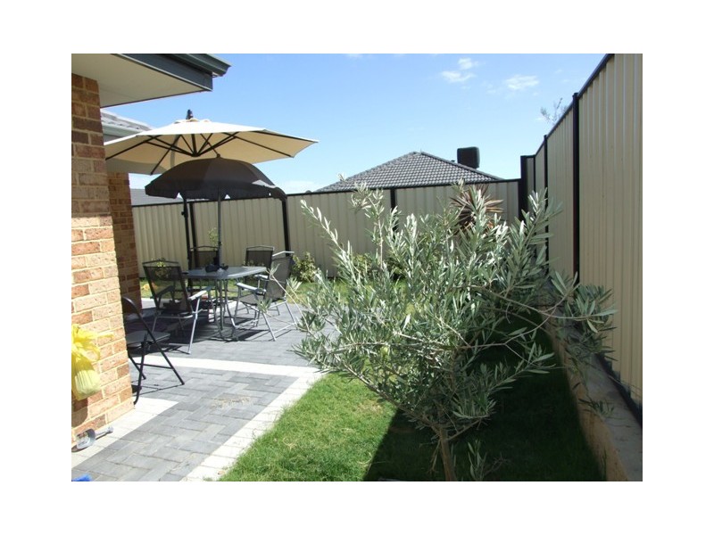 17 Lakewood Terrace, Clarkson WA 6030