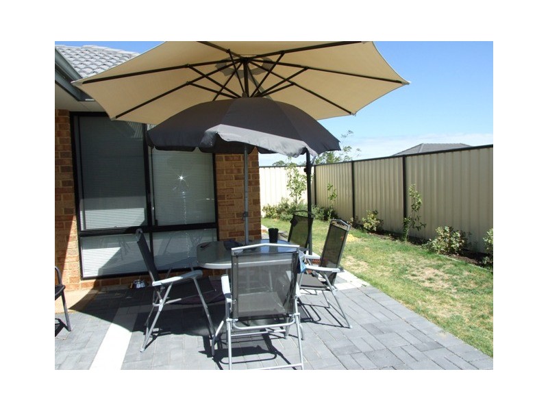 17 Lakewood Terrace, Clarkson WA 6030