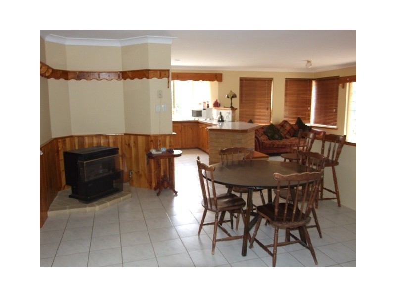 2 Newell Cove, Joondalup WA 6027