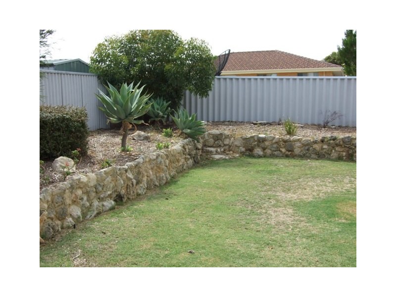 2 Newell Cove, Joondalup WA 6027