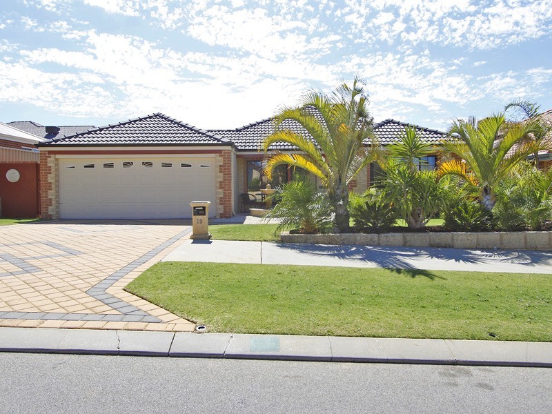 19  Covington Promenade, Butler WA 6036
